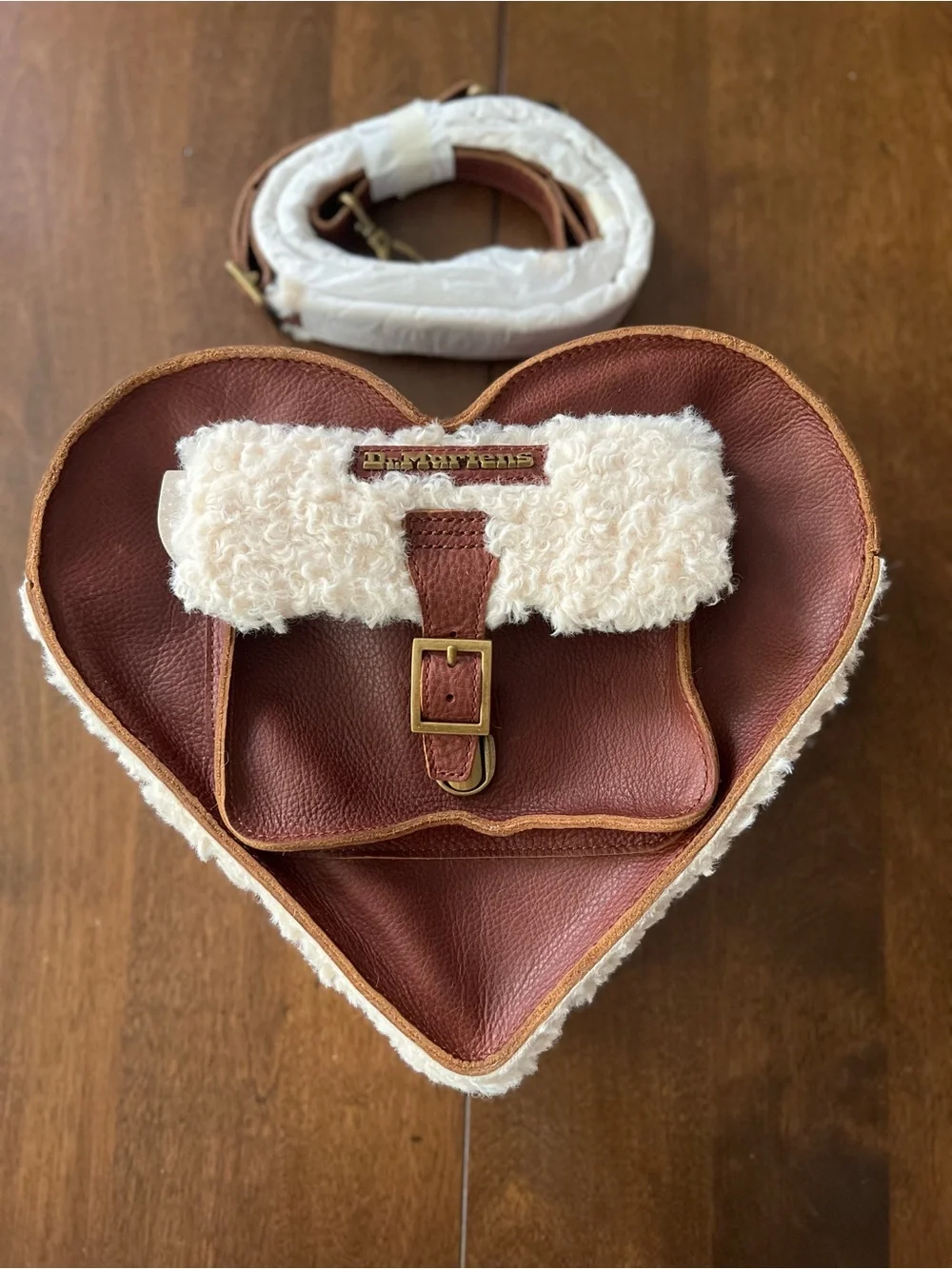 Dr.Martens Ambassador Heart Leather Bag